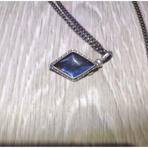 Art Deco - British Morpho Butterfly Wing Sterling Silver Diamond Shap Necklace - Picture 7 of 10